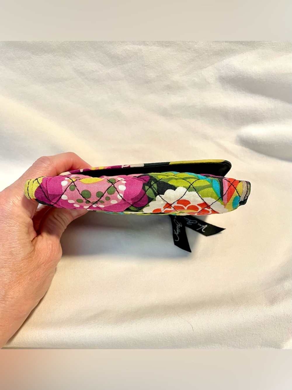 *RARE* Vera Bradley Va Va Bloom Tri-Fold Compact Wallet - Quilted Cotton-6” x 4 - Picture 5 of 12